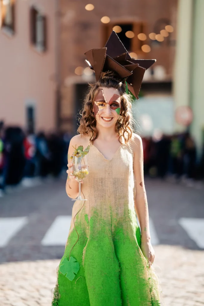 PALÙ – LE VOLPI E L’UVA